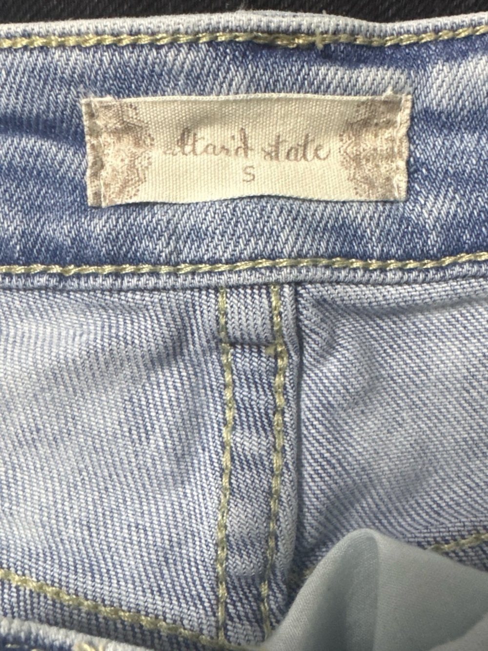Light Blue Denim Women's Jeans - Picture 1 of 3
